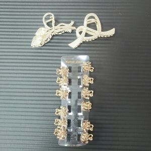 Set Of 2 NWOT Sparkling Gold Large Hair Clips & 12 Small Hair Clips